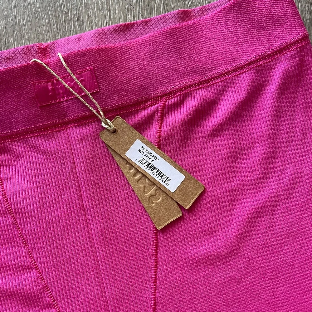 SOLD Skims Soft Lounge Set - Picture 6 of 12